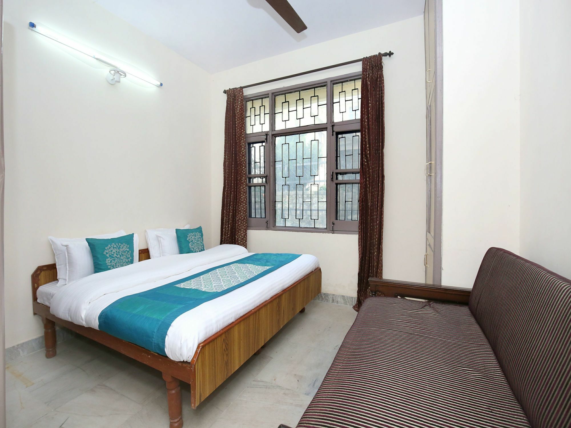 Ferienwohnung Elegant 3Bhk Abode In Shoghi, Shimla Exterior foto