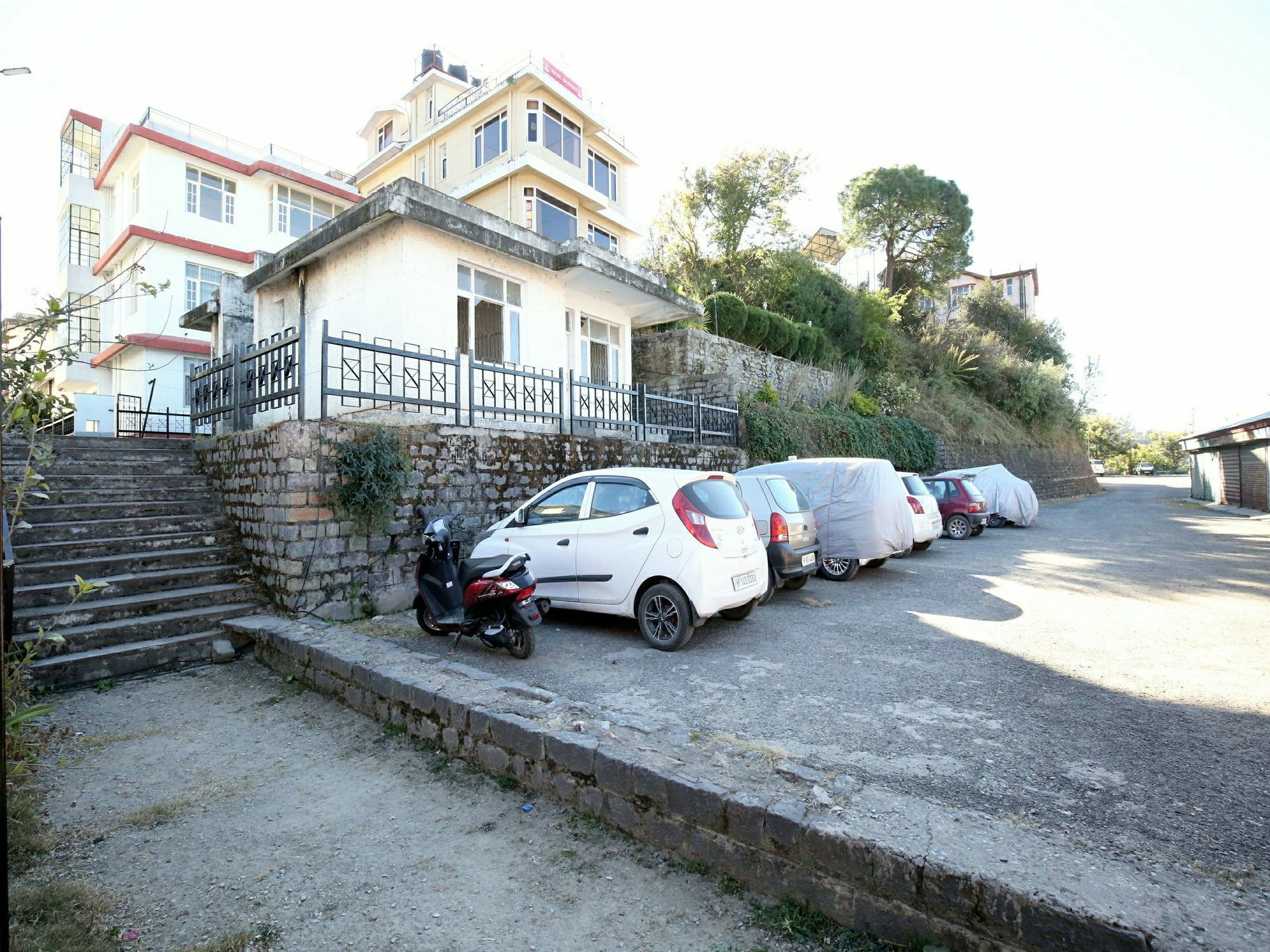 Ferienwohnung Elegant 3Bhk Abode In Shoghi, Shimla Exterior foto