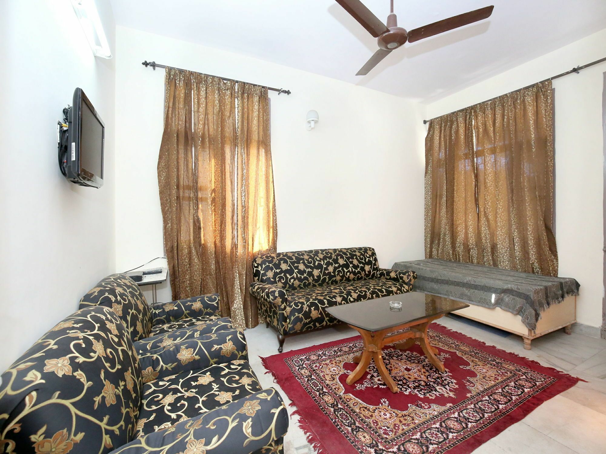 Ferienwohnung Elegant 3Bhk Abode In Shoghi, Shimla Exterior foto