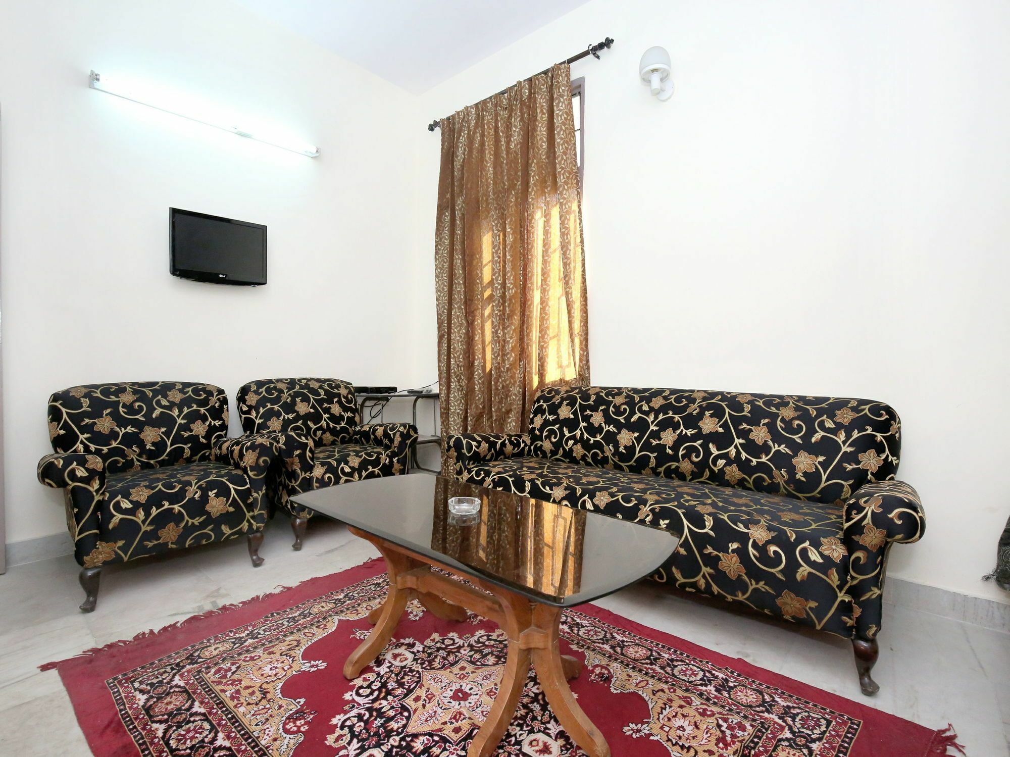Ferienwohnung Elegant 3Bhk Abode In Shoghi, Shimla Exterior foto
